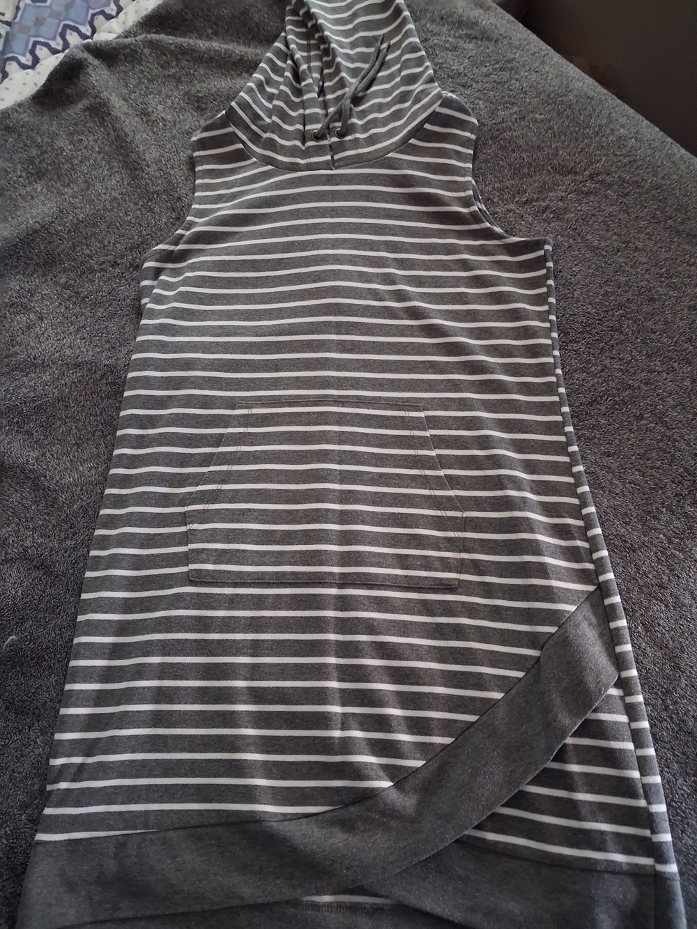 Womens Maurices Gray & White Striped Sleeveless Hoodie Tunic